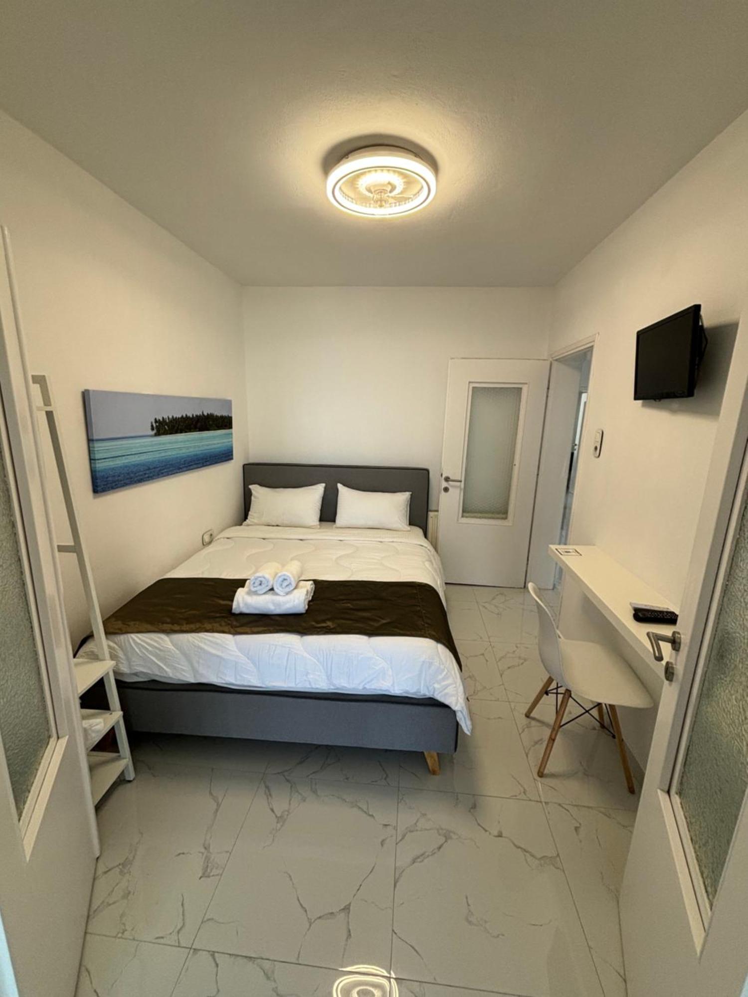 נאוס מרמרס Candi Central Apartments מראה חיצוני תמונה