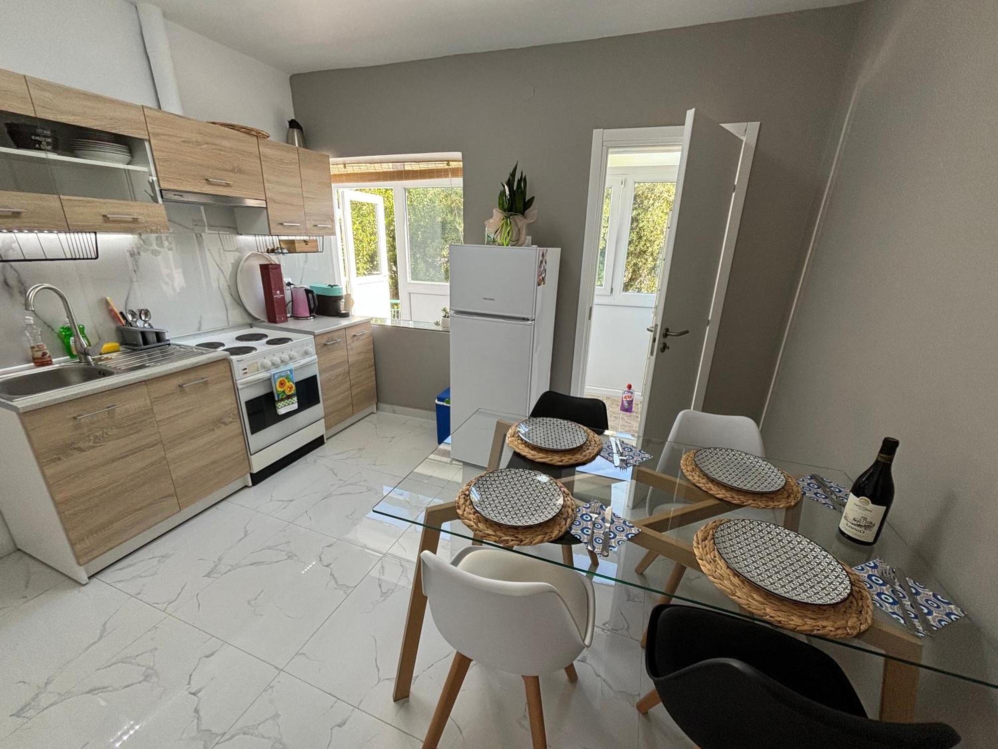 נאוס מרמרס Candi Central Apartments מראה חיצוני תמונה