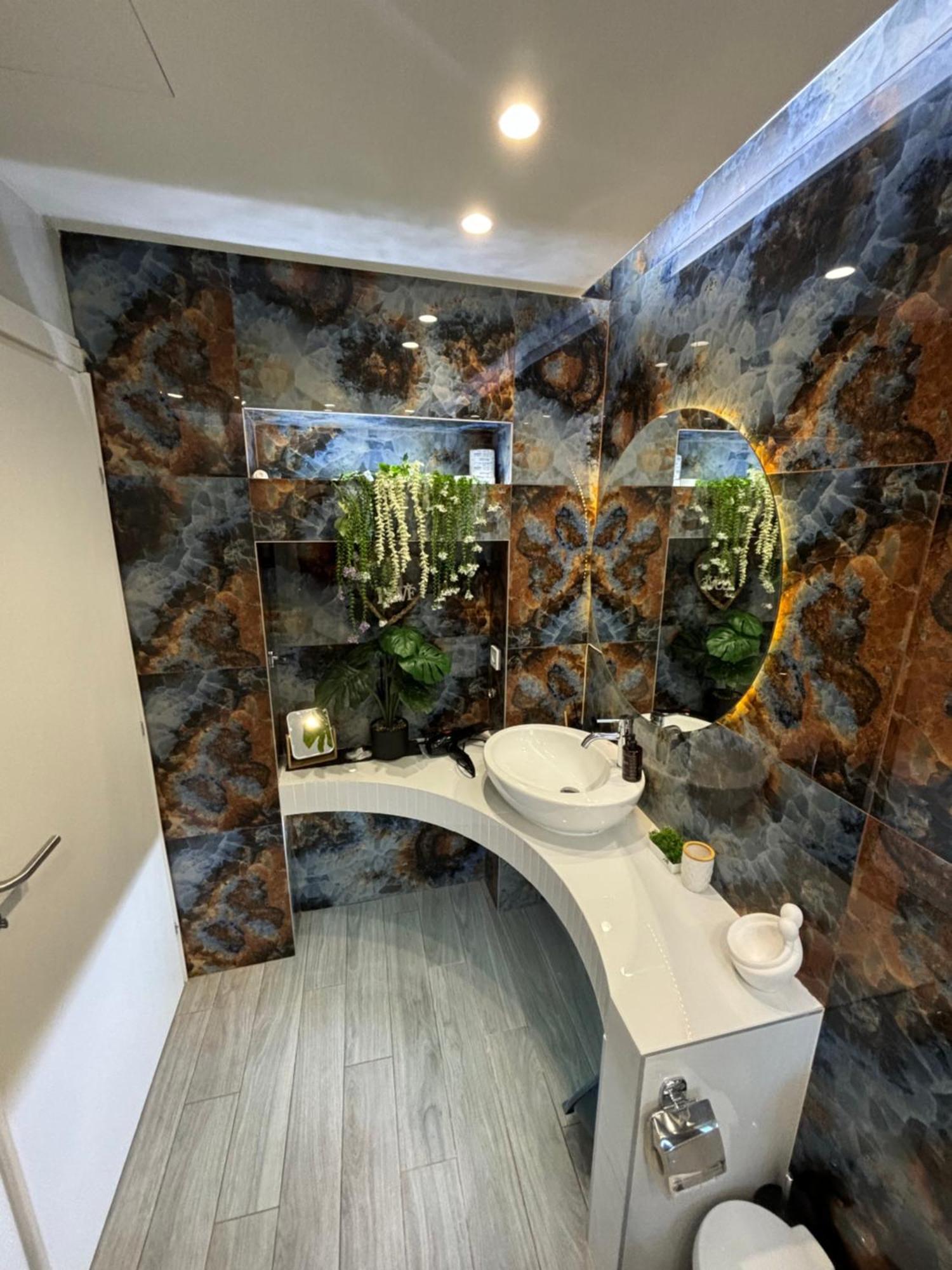 נאוס מרמרס Candi Central Apartments מראה חיצוני תמונה